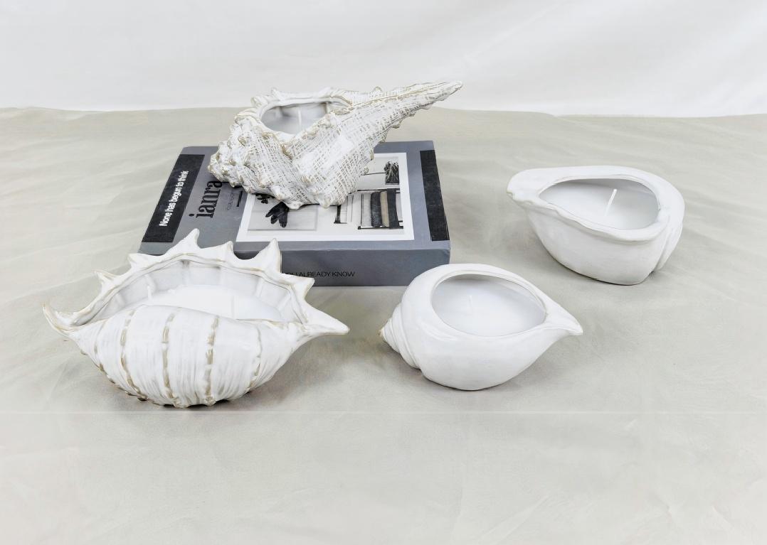 Les bougeoirs se présentent sous plusieurs formes. En avez-vous déjà vu un en forme de coquillage ?