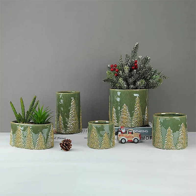 Vase en pin de Noël en relief